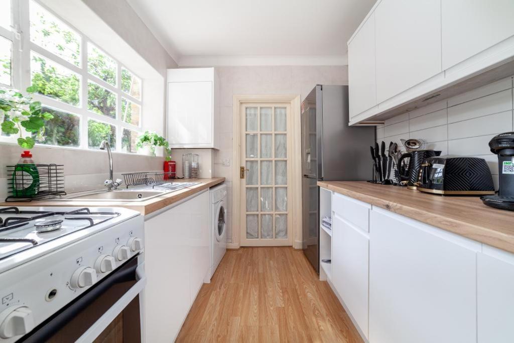 One Bedroom Flat In The Heart Of Brixton Λονδίνο Εξωτερικό φωτογραφία